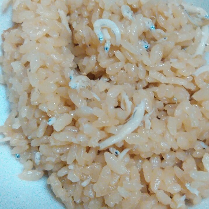 しらすしょうゆ炊き込みご飯 レシピ 作り方 By にゃりんabc 楽天レシピ しらすしょうゆ炊き込みご飯 レシピ 作り方 By にゃりんabc 楽天レシピ